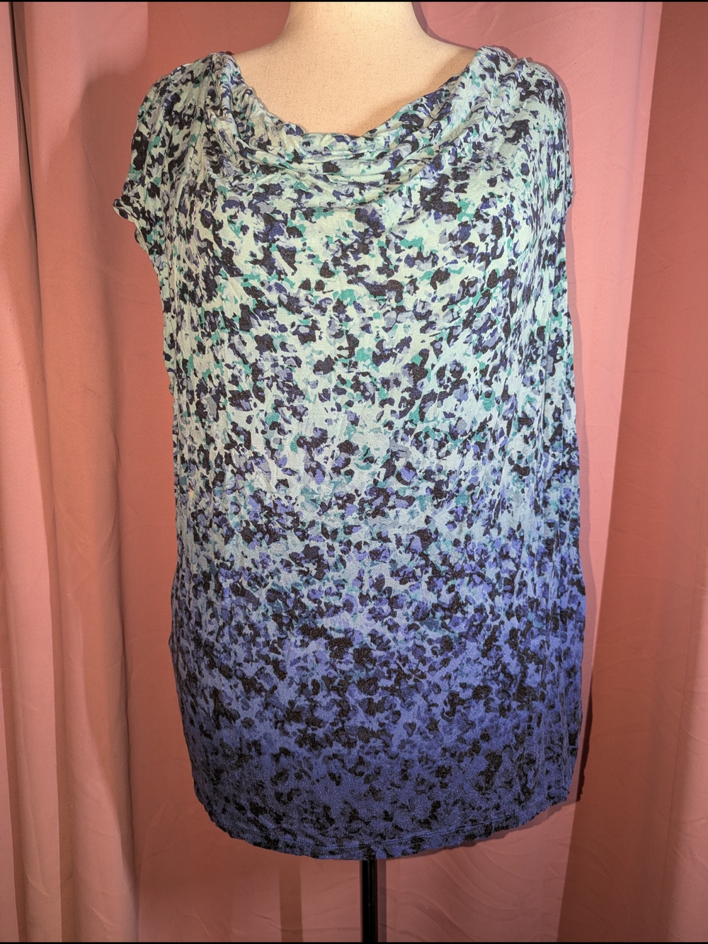APT. 9 Blue Ombre Cowl Neck Slweveless Top 3x